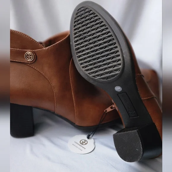 New Giani Boots - Picture 2 of 4